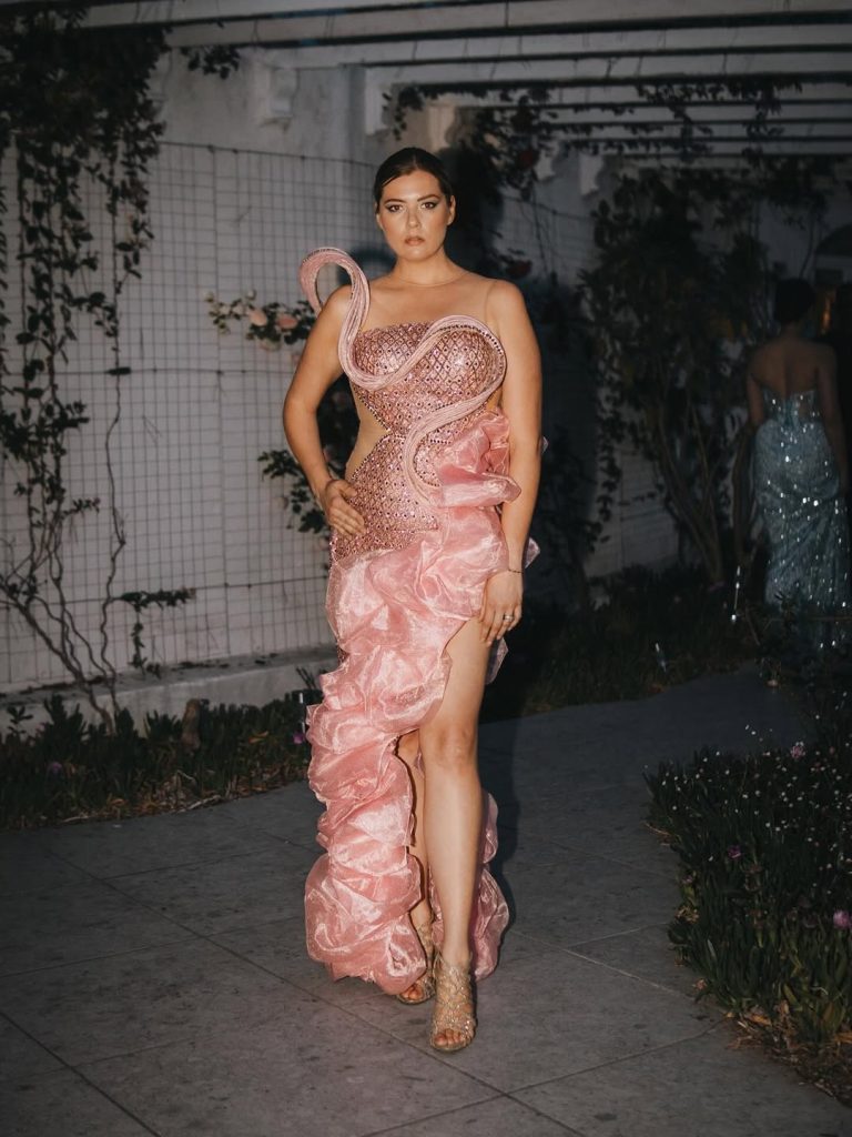 Feeling like a flamingo 🦩✨If you know me my obsession with Flamingos continues on the runway 💋